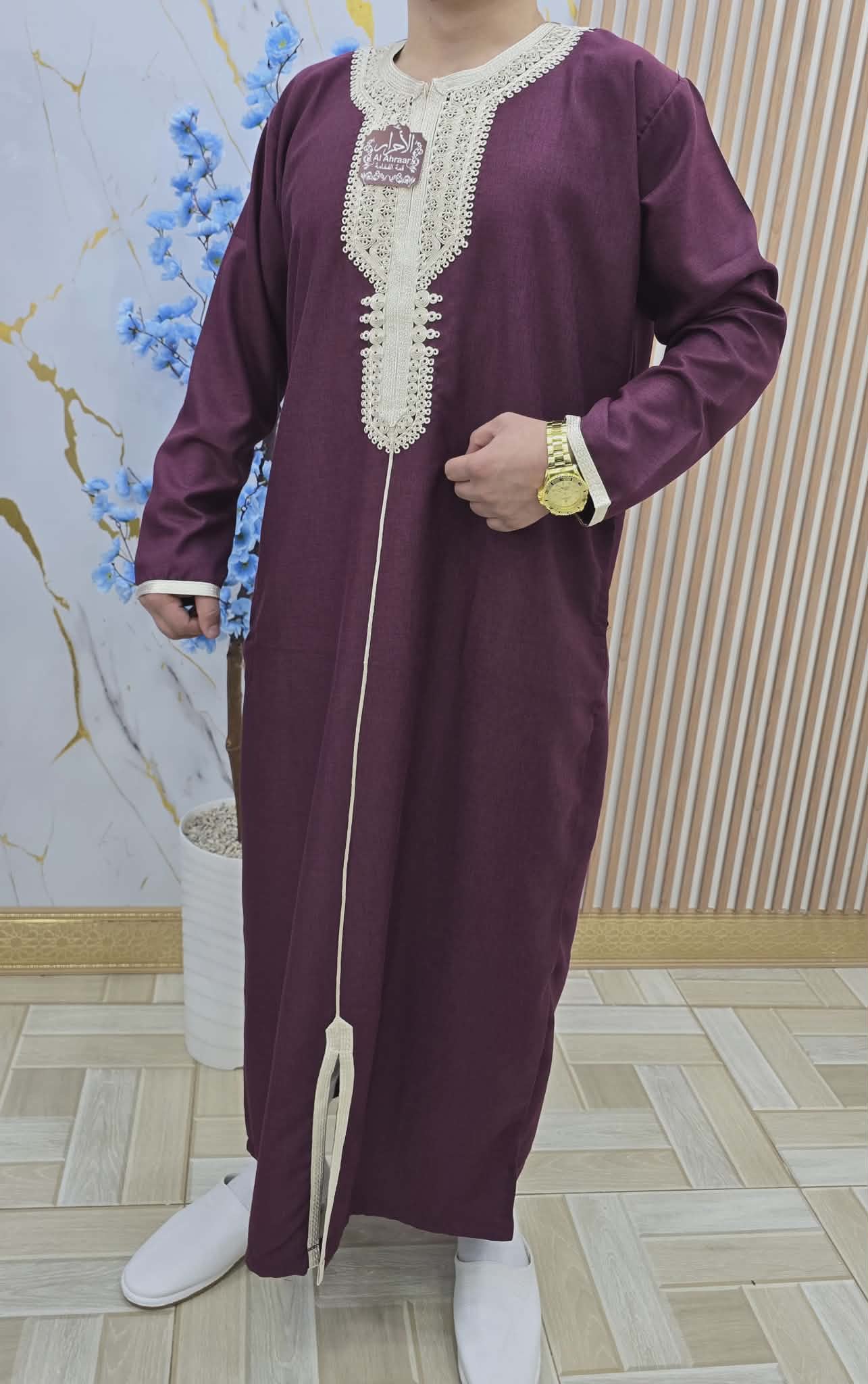 قميص مليئ بالأناقة و الفخامة
